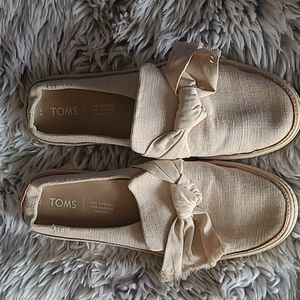 Toms Slide On